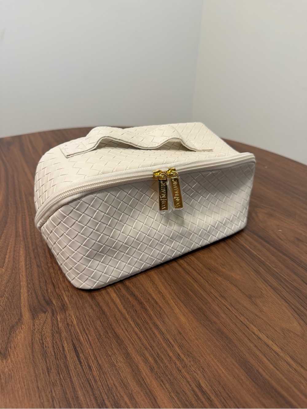 Von Maur Woven Cosmetic Travel Case in White Vanity with Gold Hardware